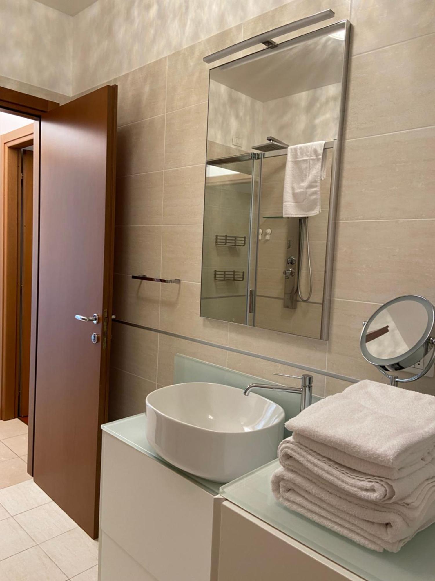 Pool Apartment بيلاجيو المظهر الخارجي الصورة